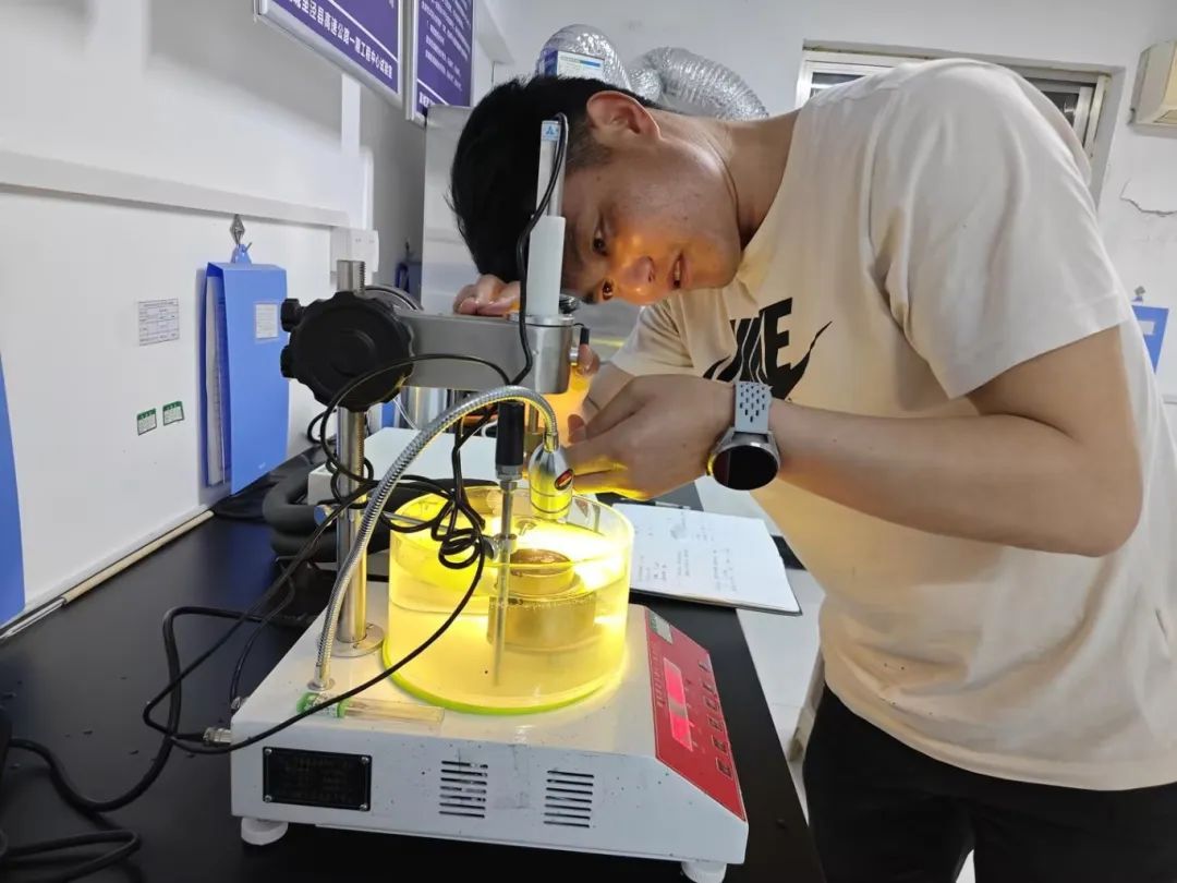 b752bdffd4dfb7408a271c7b1bf9622a.jpg b752bdffd4dfb7408a271c7b1bf9622a.jpg